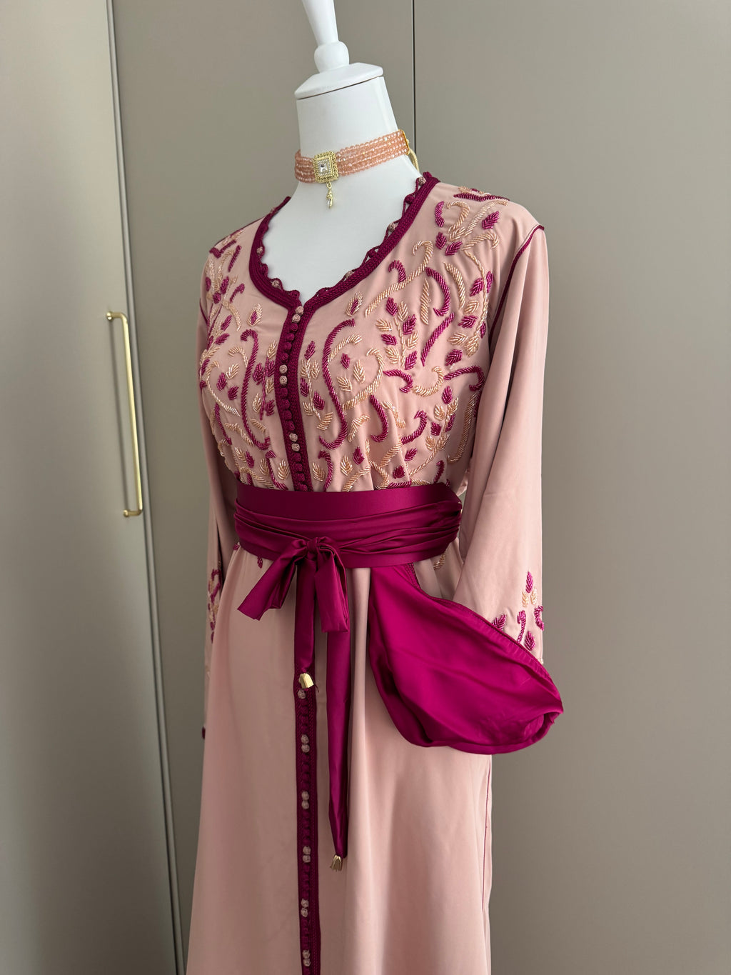 Caftan Thuraya perlé