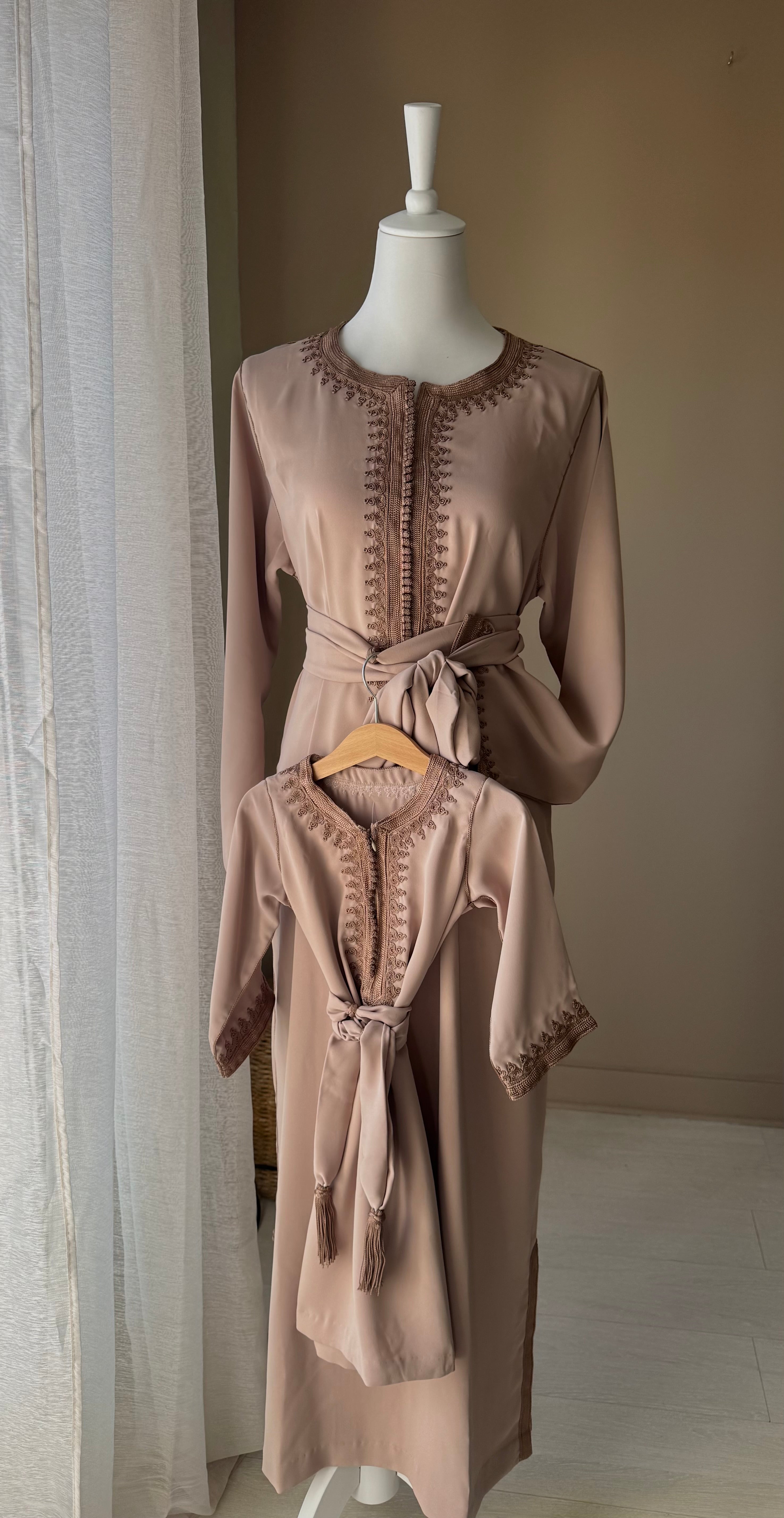 Caftan enfant en crêpe de soie - gamme prestige