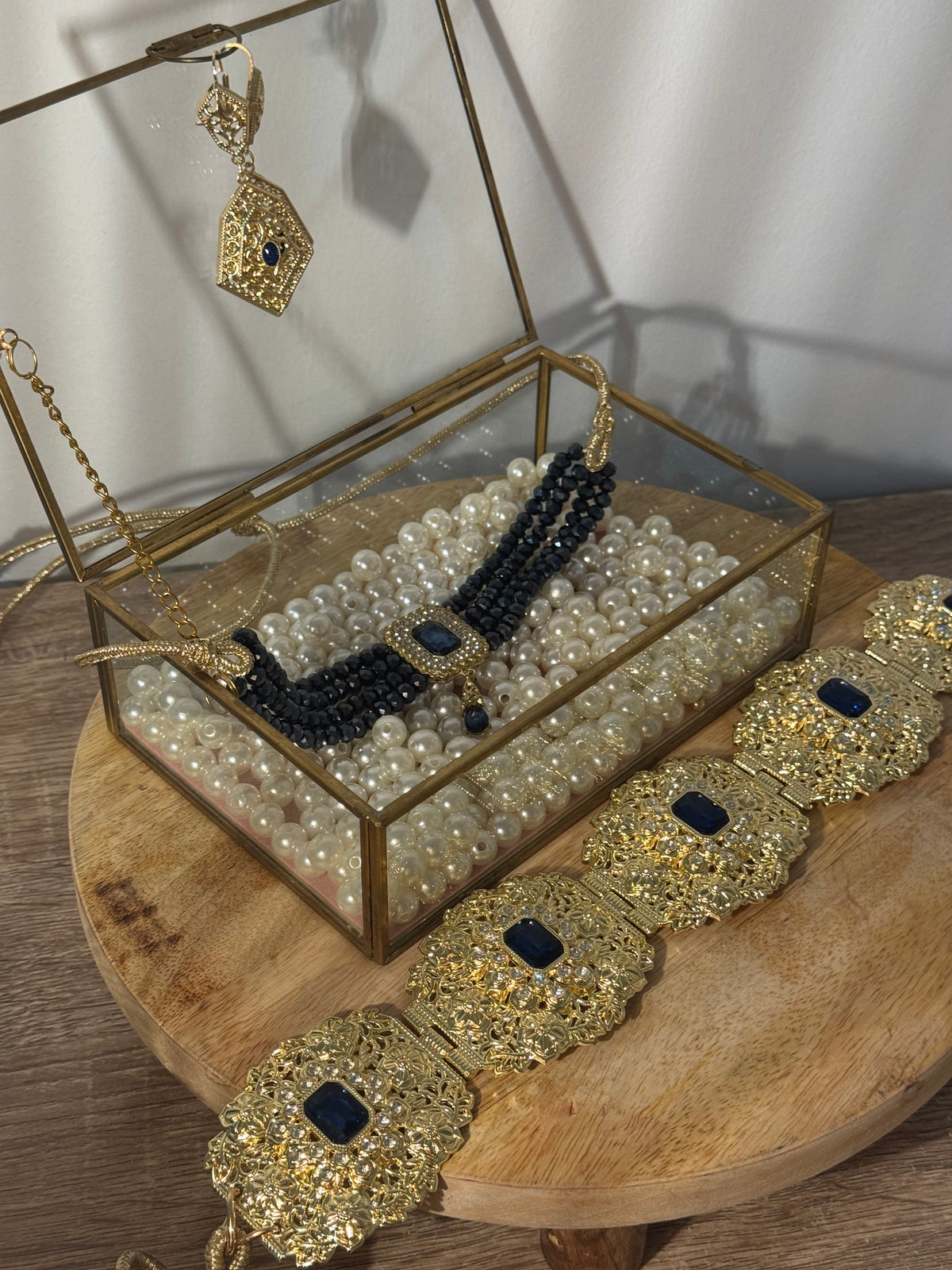Caftan jewelry set - belt + earrings + choker necklace -