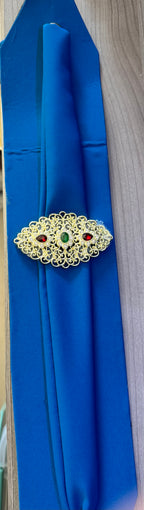 Two-tone caftan with defective belt