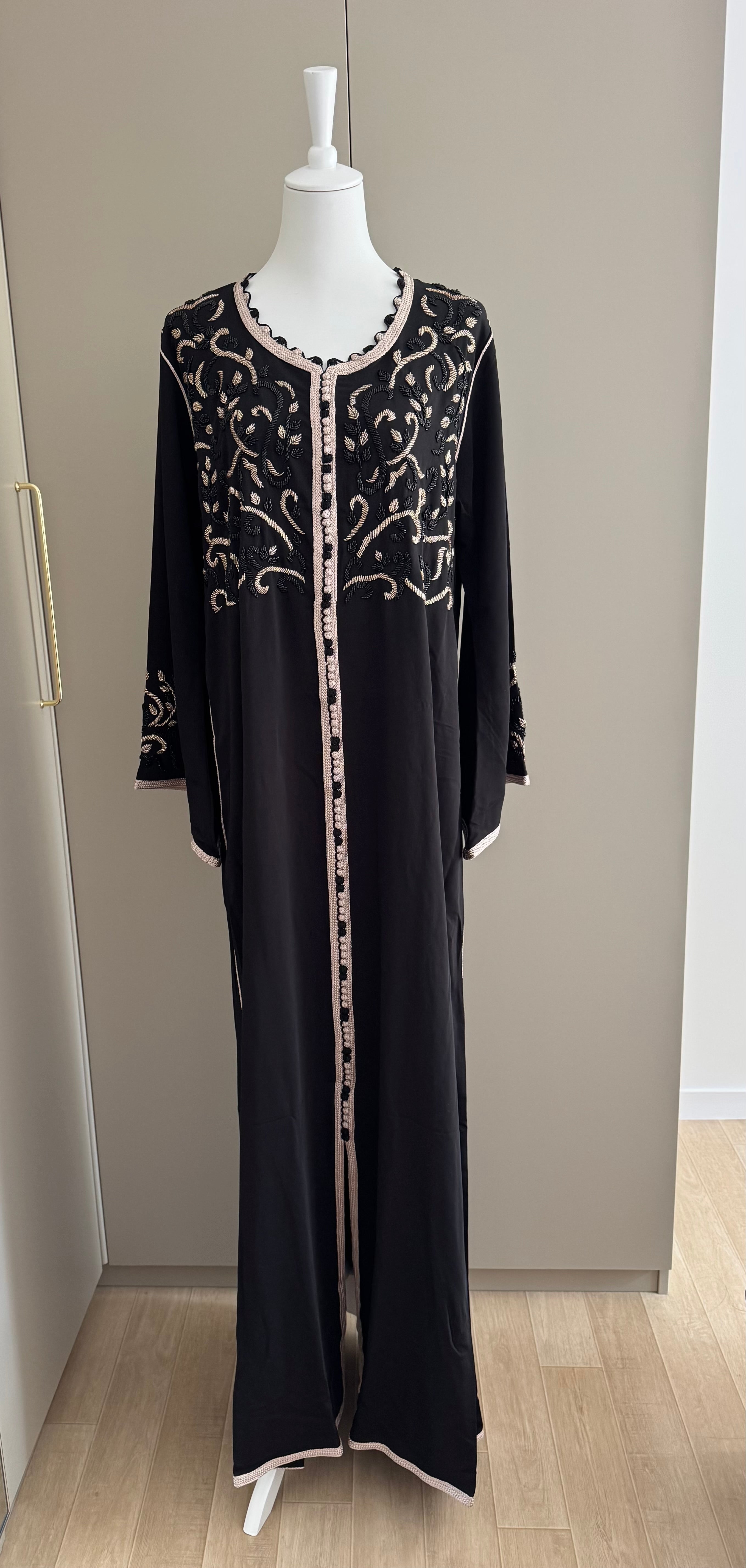 Caftan perlé