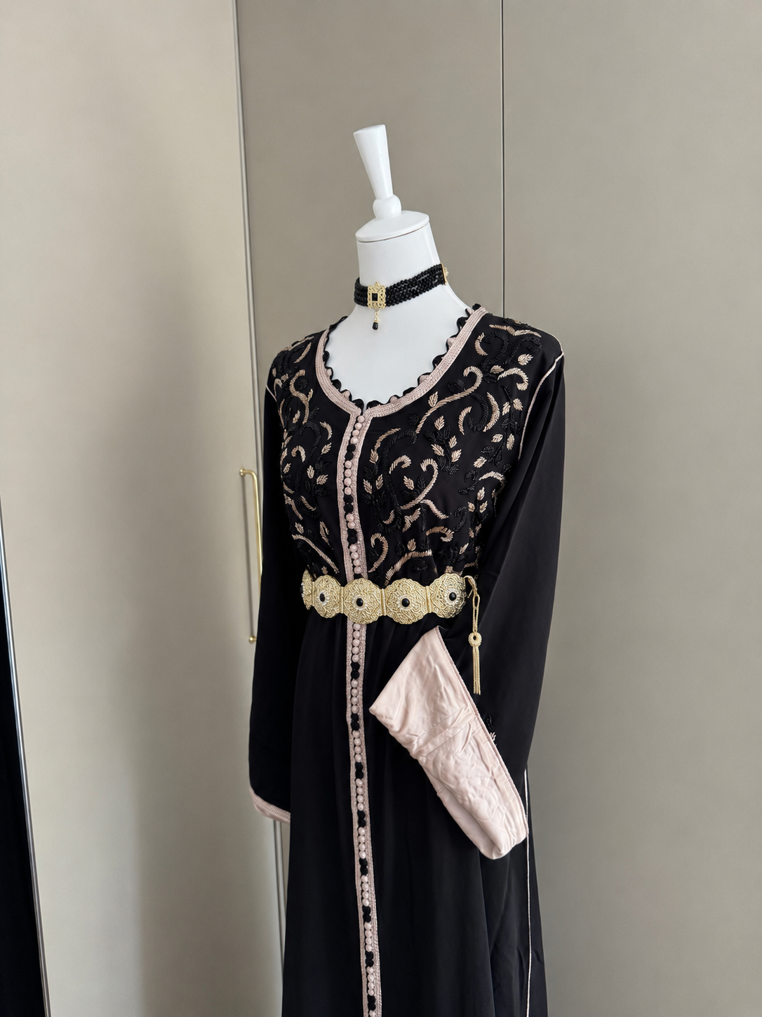 Caftan perlé