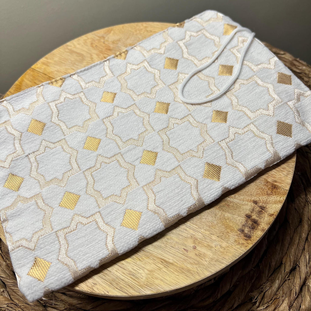 Pochette artisanale marocaine en velours